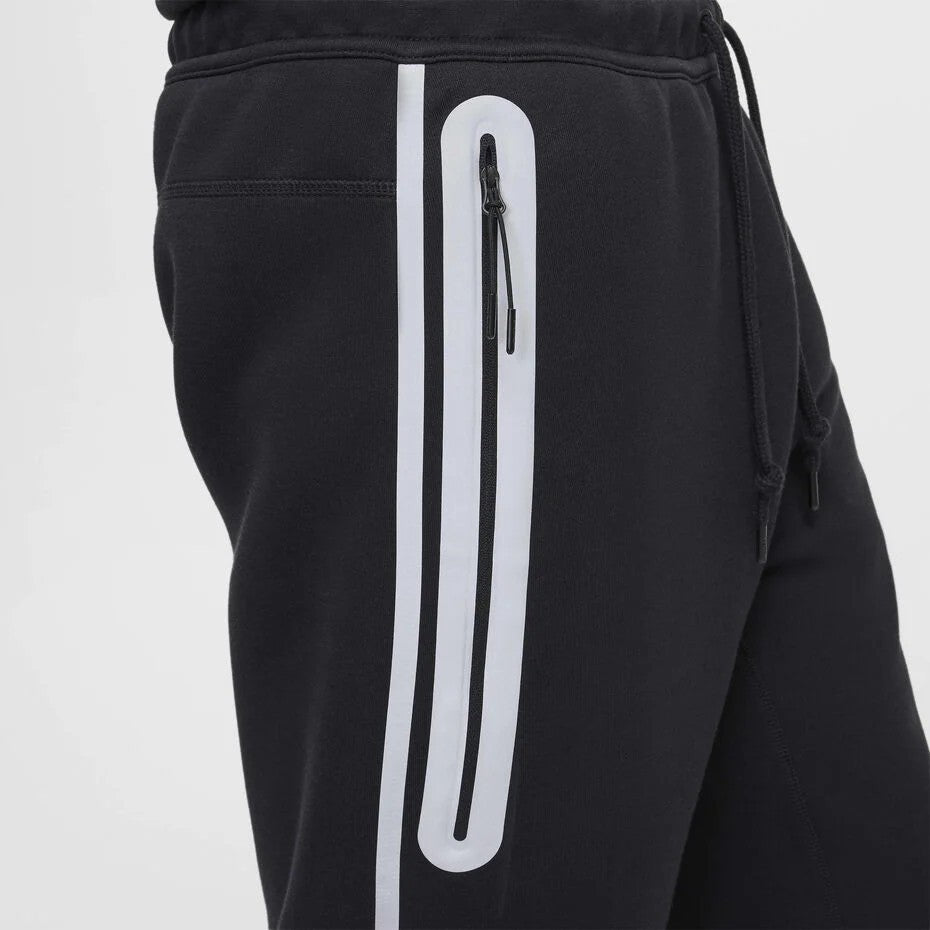 CONJUNTO NIKE TECH NEGRO
