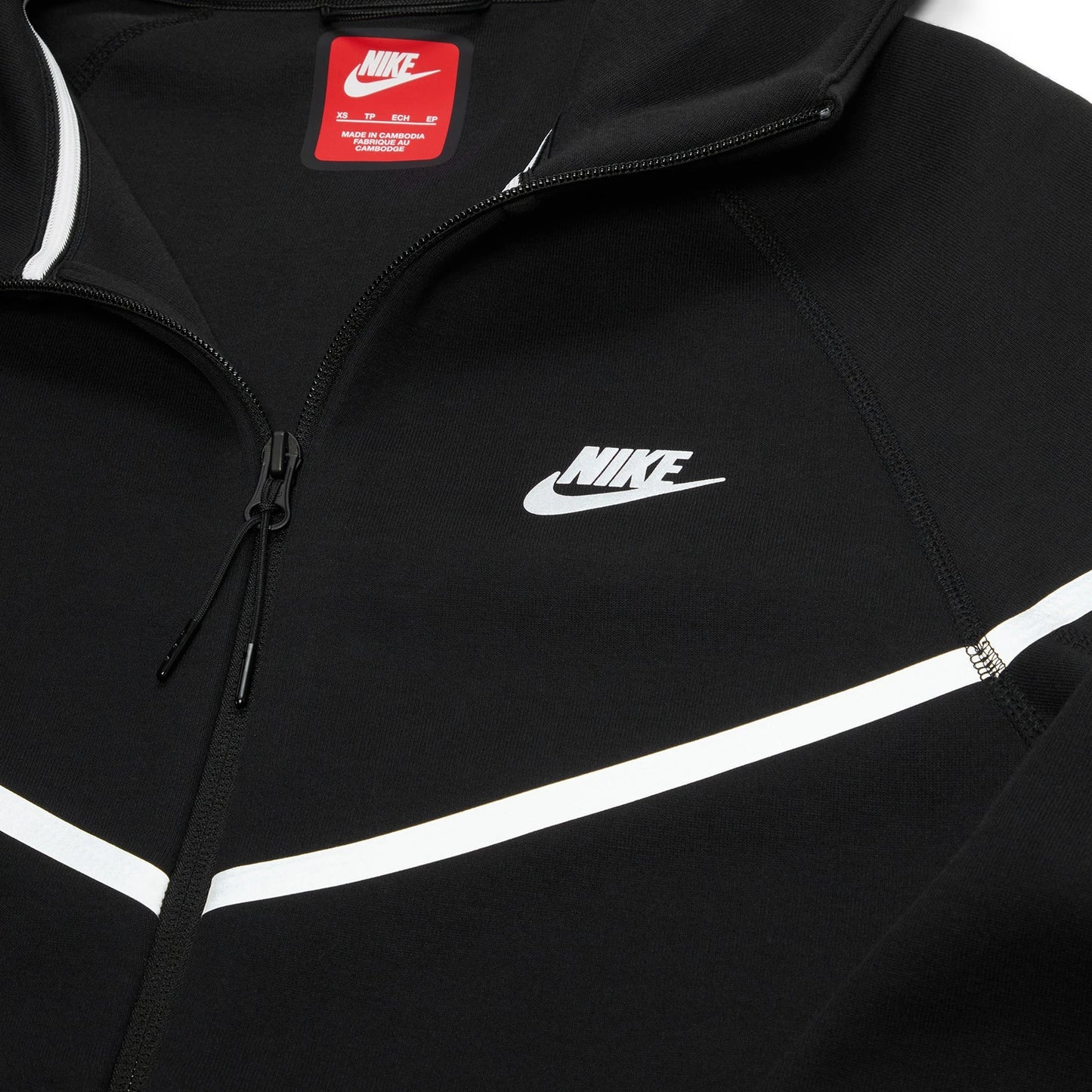 CONJUNTO NIKE TECH NEGRO