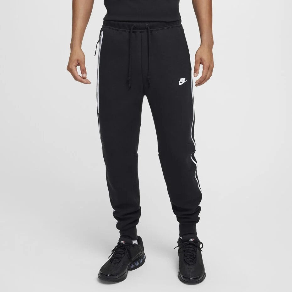CONJUNTO NIKE TECH NEGRO