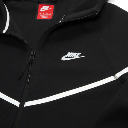 CONJUNTO NIKE TECH NEGRO