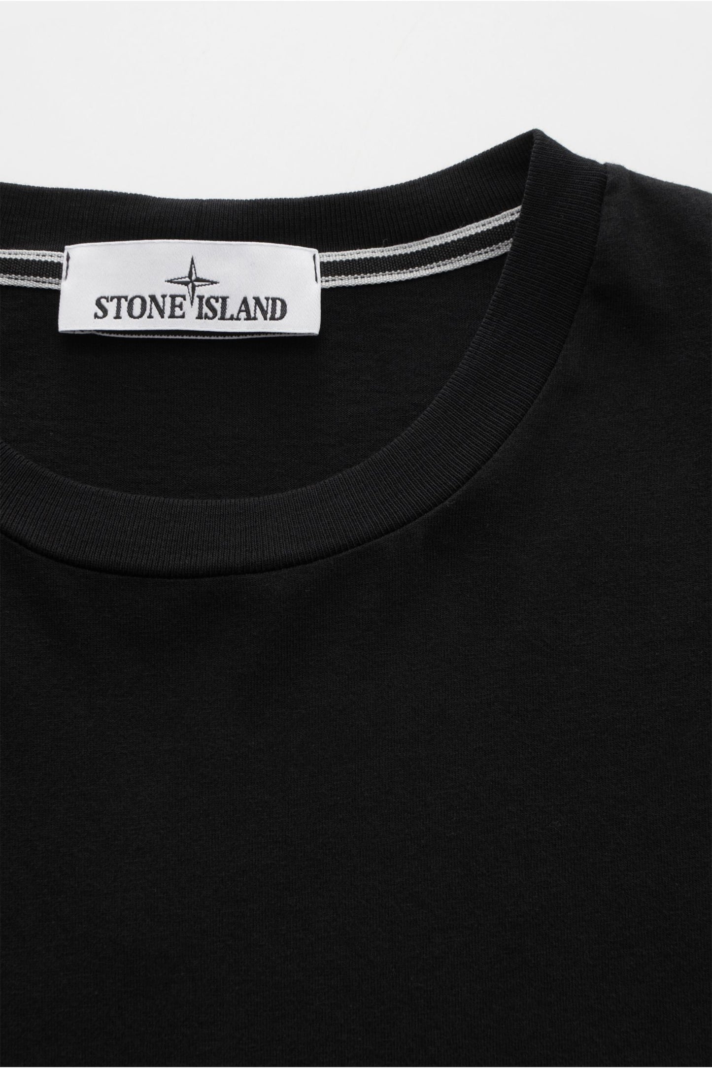 STONE ISLAND Classic Black Tshirt
