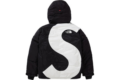 THE NORTH FACE X SUPREME PUFFER