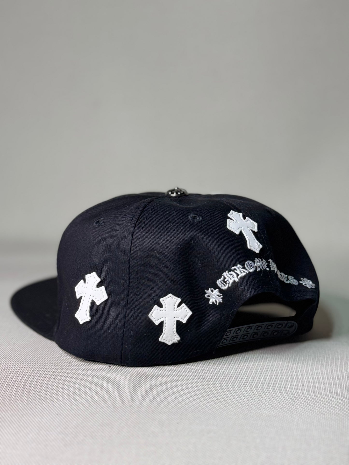 CHROME HEARTS CAP