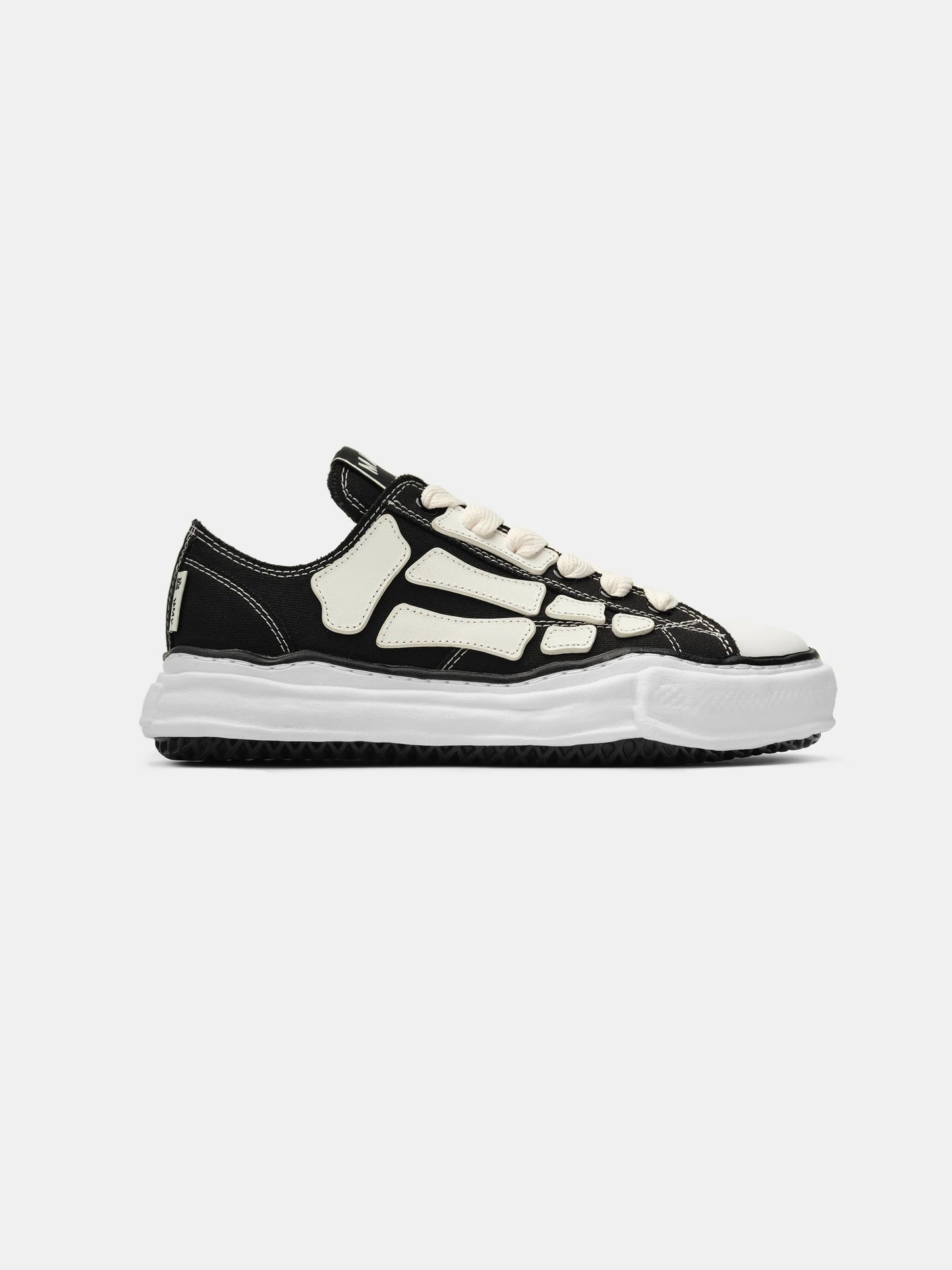 AMIRI X MMY BONES SNEAKERS
