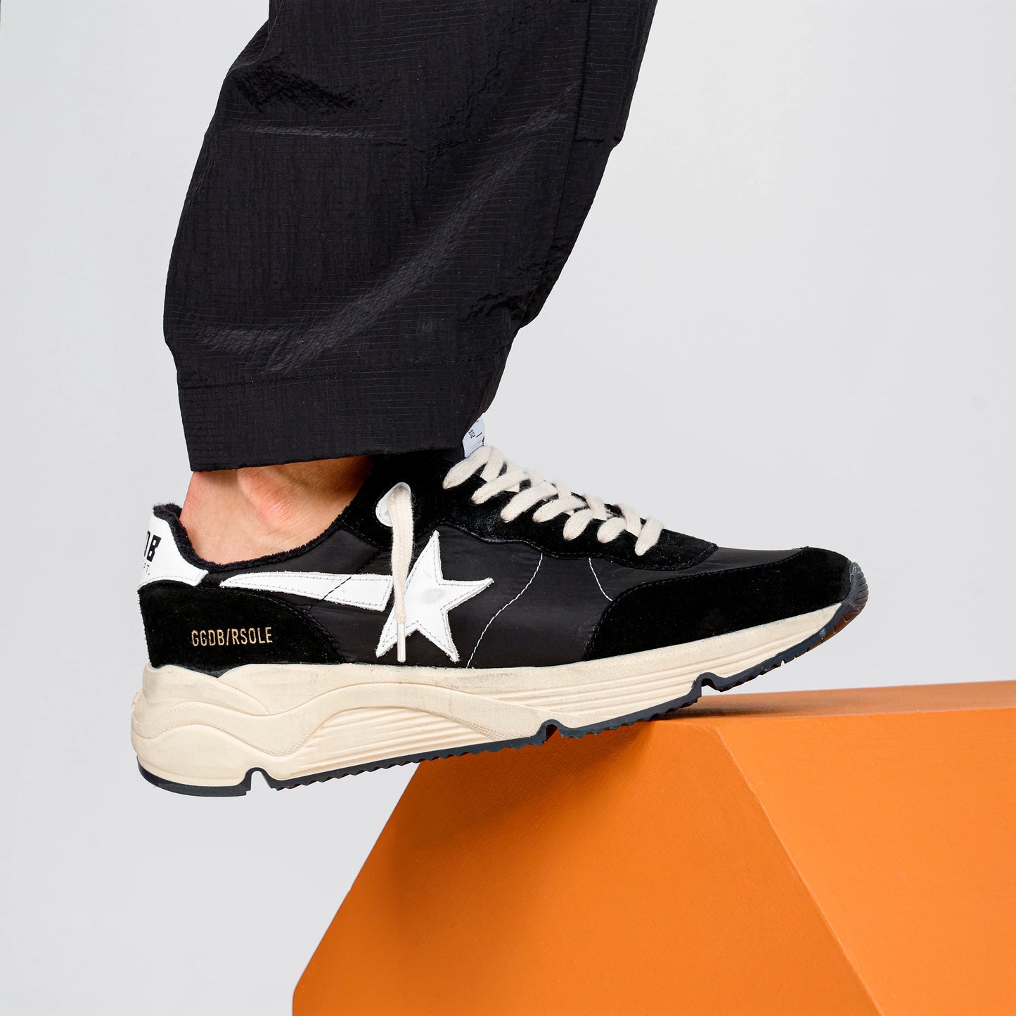 GOLDEN GOOSE RUNNING